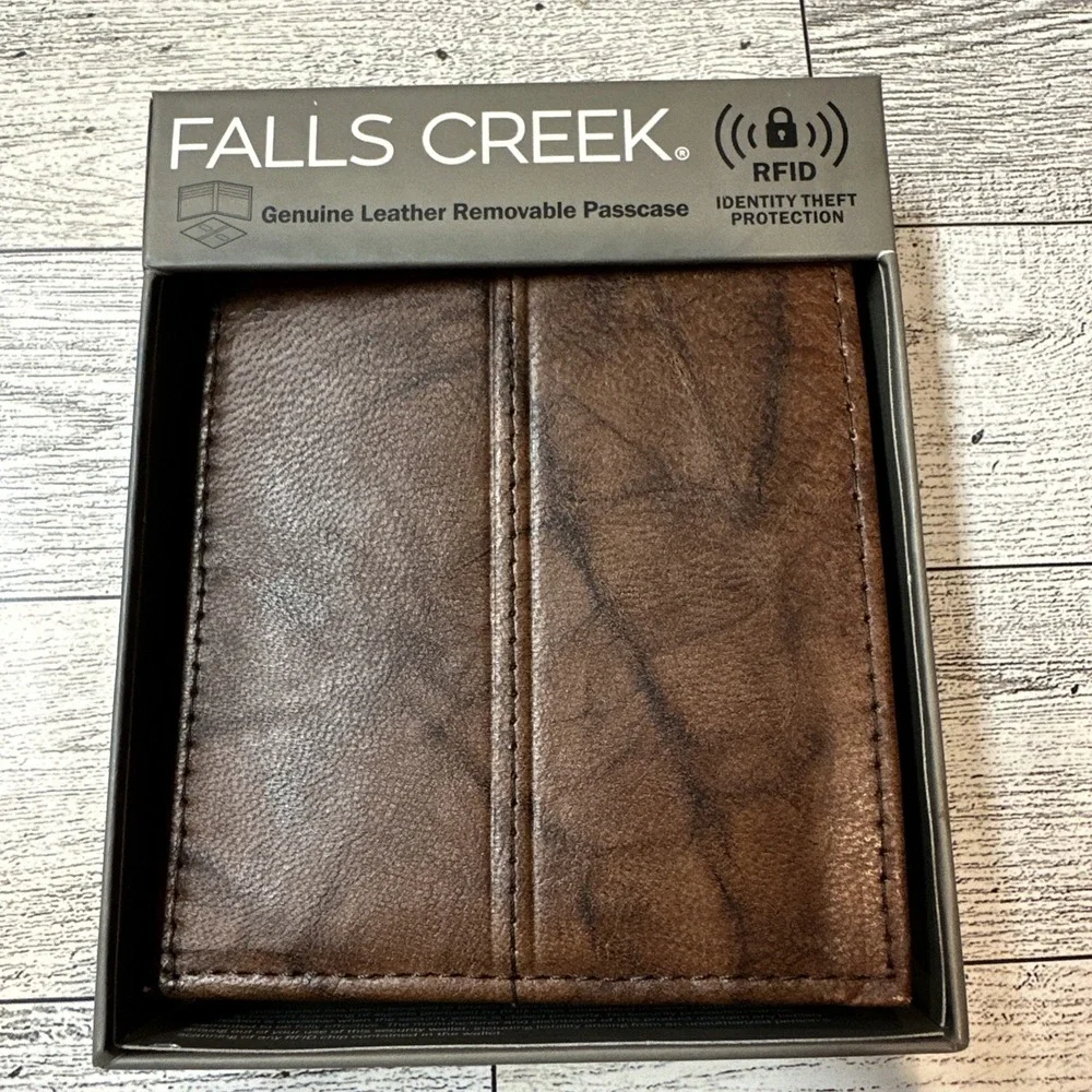 FALLS CREEK Genuine‎ Leather Wallet w/ RFID Insert Brown